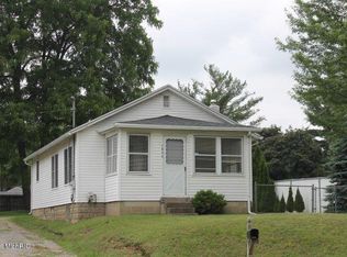 1820 Lansing Ave, Jackson, MI 49202