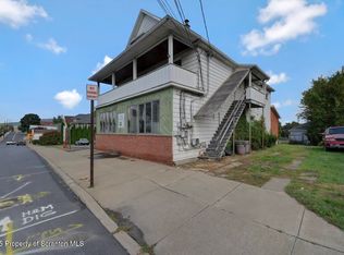 621 Sanderson St, Throop, PA 18512