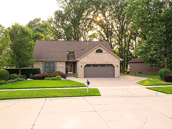 2nd image of 48315 Walden Rd