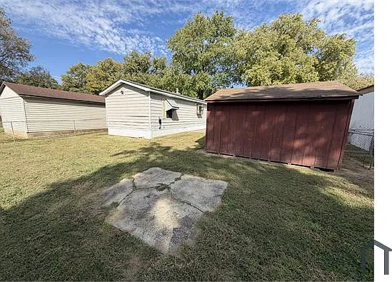 2 bed, $1,300 — Photo 4