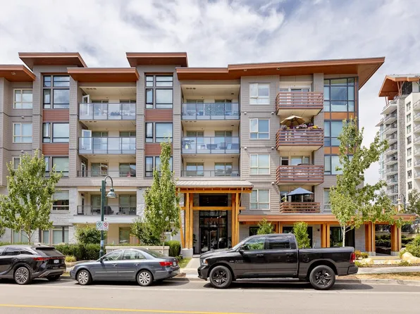 2663 Library Ln #212, North Vancouver, BC V7J 0B9