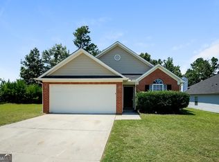 10109 Deep Creek Dr, Union City, GA 30291