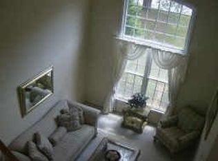 17 Towne Park Dr, Lawrenceville, GA 30044