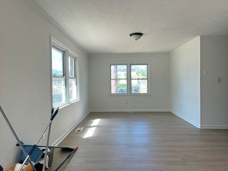 610 37th Ave N #A — Photo 6