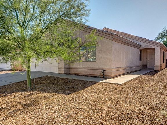 2nd image of 2895 N Mountain Creek Way