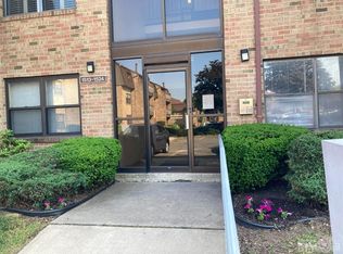 1517 Raspberry Ct, Edison, NJ 08817