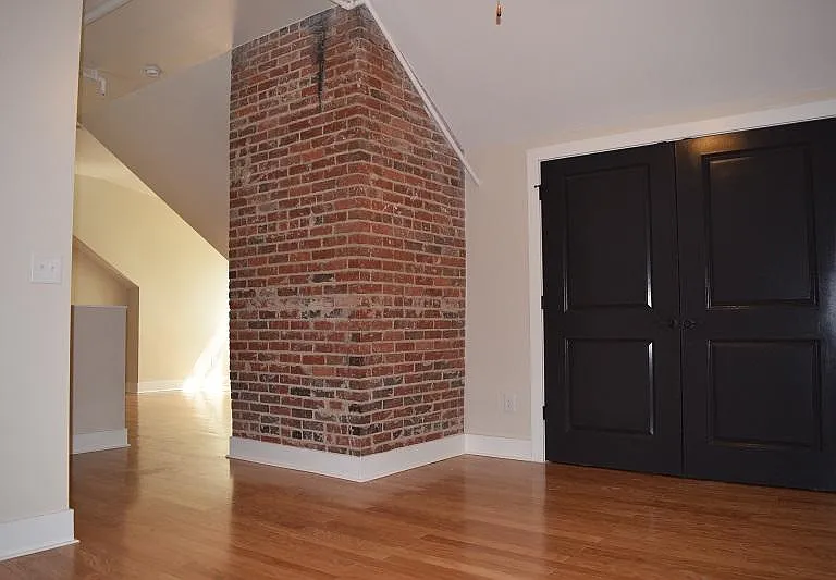 Halifax Lofts — Photo 13