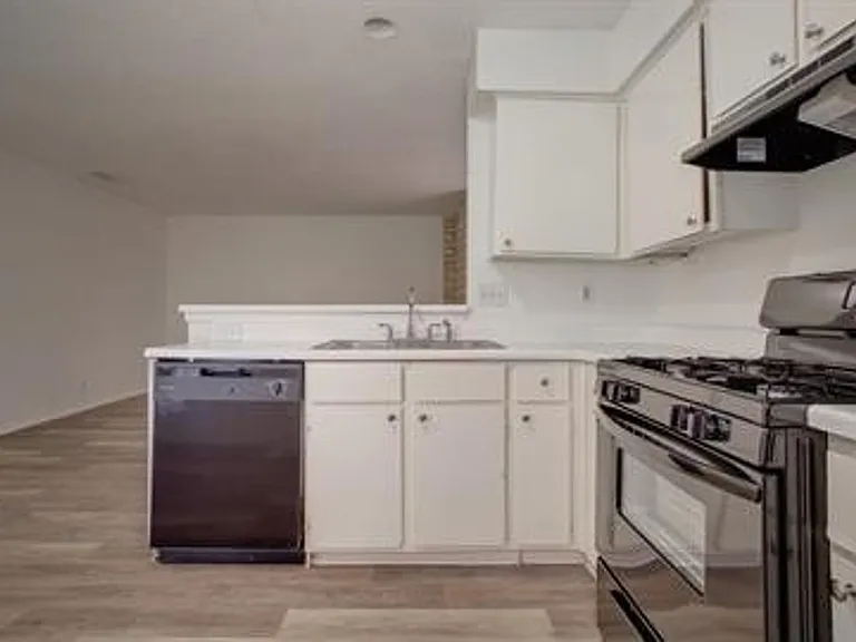 2310 Rachael Court — Photo 12