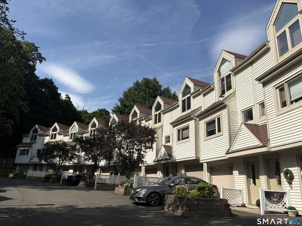 791 West Main Street #D, Meriden, CT 06451