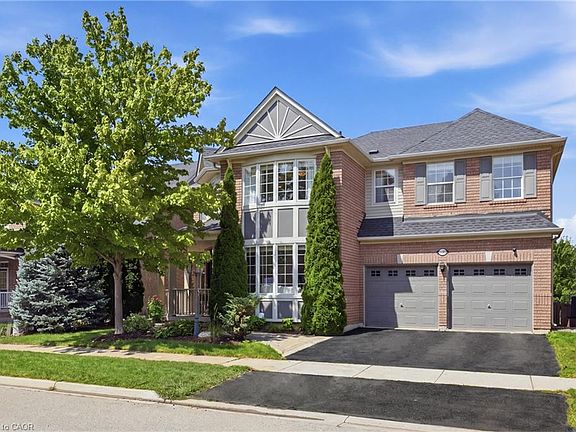 2nd image of 2295 Glazebrook Cir