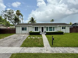 15761 SW 102nd Ct, Miami, FL 33157
