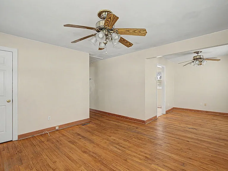 626 Sedgefield Dr — Photo 14