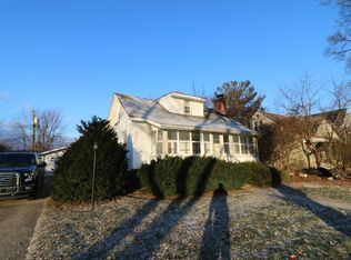 3809 Kent Rd, Royal Oak, MI 48073