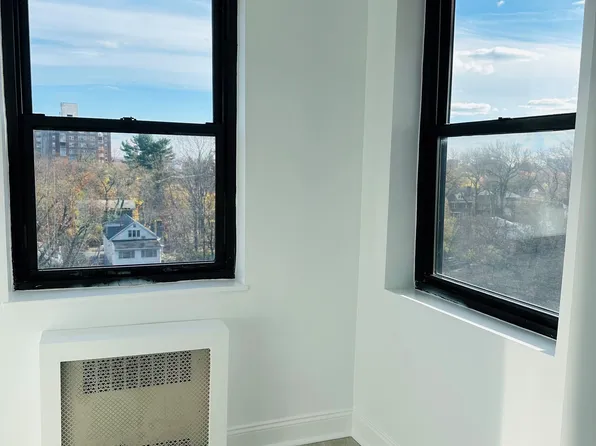 3103 Fairfield Avenue image 5 of 17