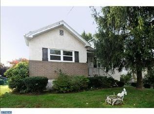 1219 Hall Ave, Abington, PA 19001
