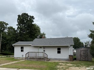 116 NW 3rd St, La fayette, IL 61434