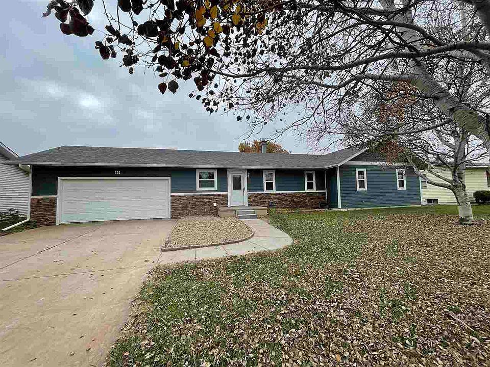 1st image of 111 Tanglewood Dr