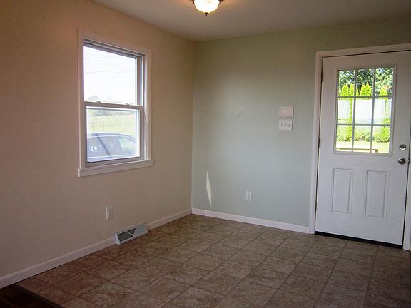 Breakfast nook.