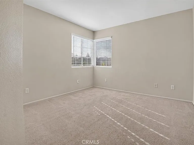 2620 Taylor Ave — Photo 26