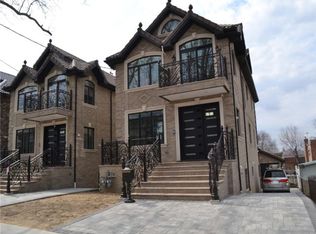 5712 162nd St, Fresh Meadows, NY 11365