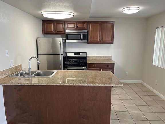 2nd image of 4326 Oregon St APT 3