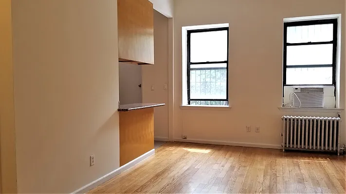 Rented by Bond New York | media 3