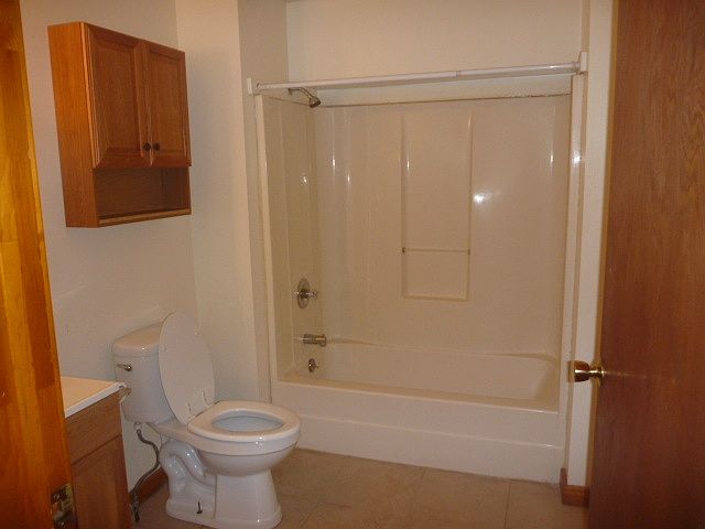 2nd image of 702 N Congress St APT 3