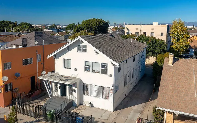 205 W Vernon Ave