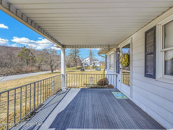 3rd image of 401 Montdale Rd