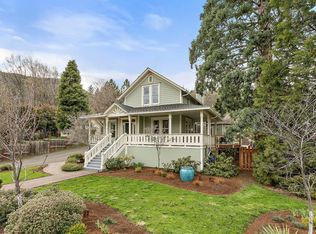 97 Pine St, Ashland, OR