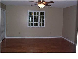 5th image of 9425 Houston Ln