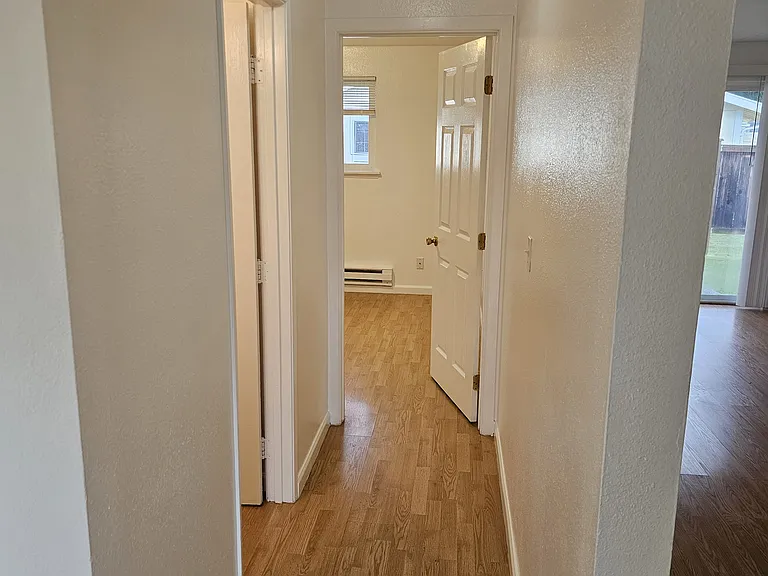 6602 To 6604 Bonniewood Dr SE #6604 — Photo 4