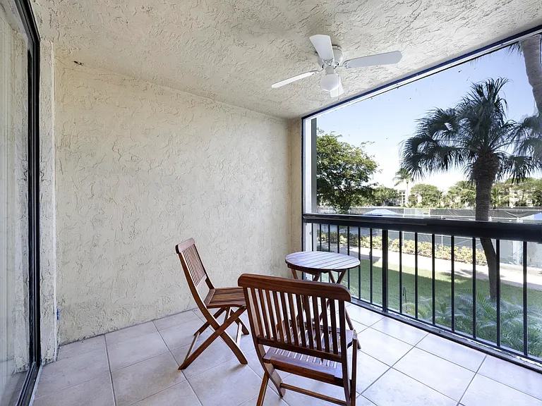 825 Egret Cir #209 — Photo 17