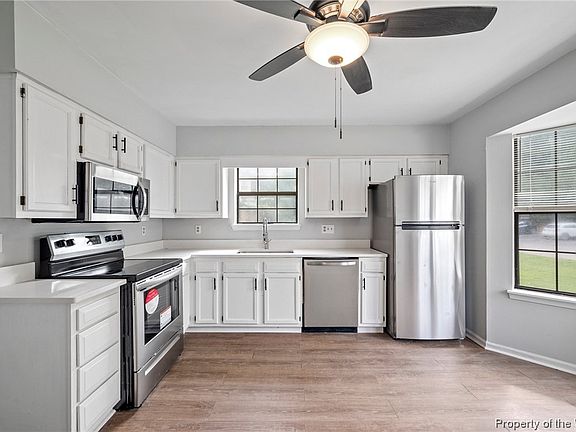 3rd image of 1761 Skiffes Creek Cir
