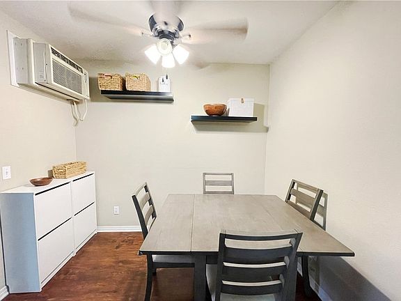 5th image of 3020 Alta View Dr