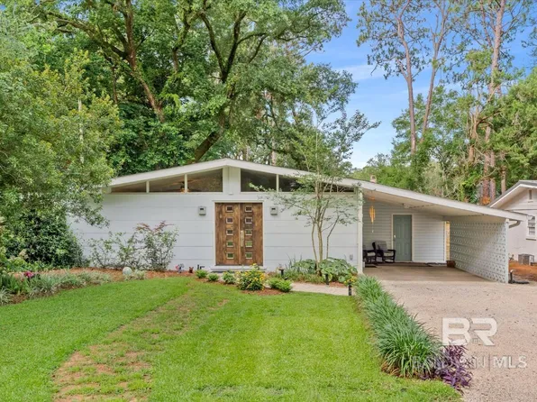 160 Orange Ave, Fairhope, AL 36532