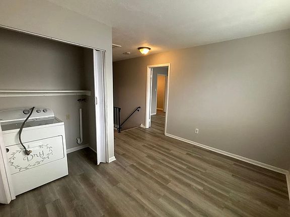 3rd image of 279 Prentiss Ave