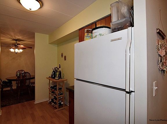 4th image of 1060 Mill St #210