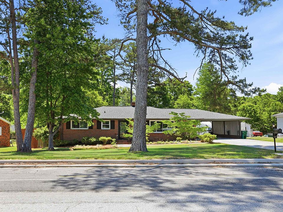 1st image of 2333 Country Club Rd