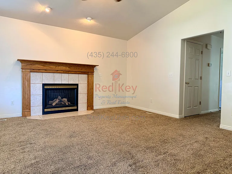 1602 Breeze Dr, Lake Point, UT_05042026
