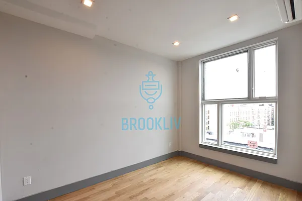 Rented by null | media 54