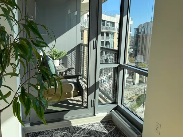 200 S 31st Ave APT 4702, Omaha, NE 68131