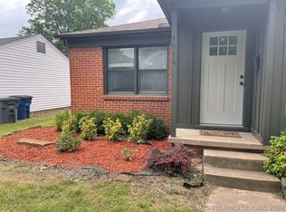 4946 S Newport Ave, Tulsa, OK 74105