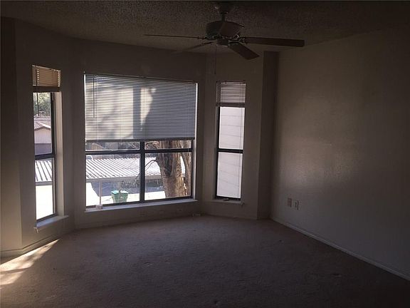 5th image of 1526 Barbara Dr