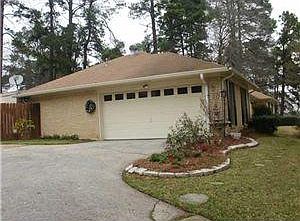 4th image of 912 Manor Pl