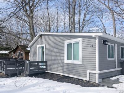 24 Anchor Path, Baiting Hollow, NY, 11933