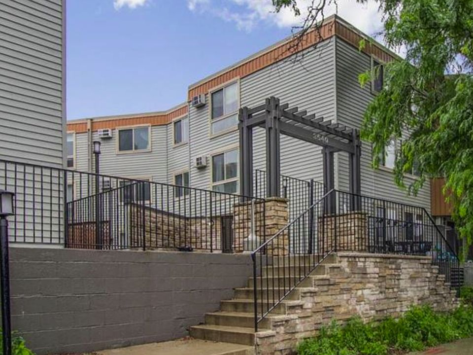 1st image of 3540 Hennepin Ave APT 202