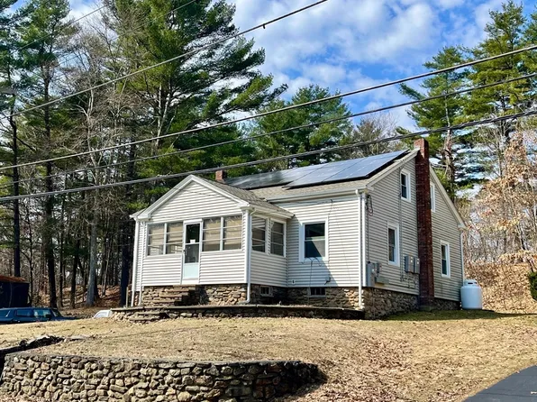 19 Arnold Rd, Sturbridge, MA 01518