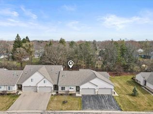 36003 Mitchell St, Grand Blanc, MI 48439