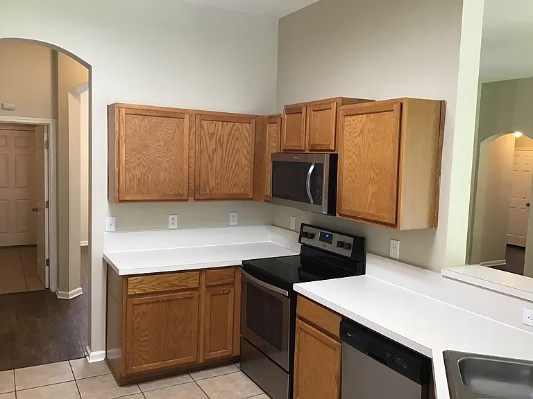 14003 Golden Eagle Dr — Photo 2
